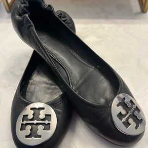 Tory Burch size 6 1/2 black flats